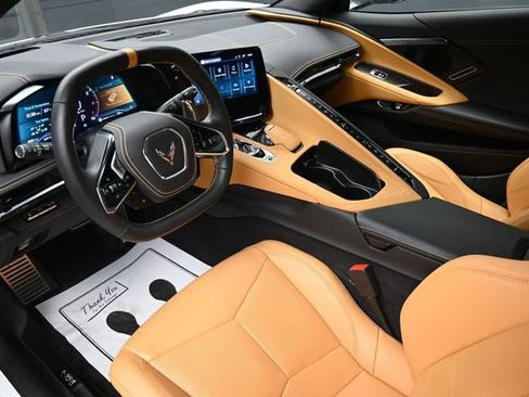 Used 2025 Chevrolet Corvette Stingray Preferred Conv w/ Z51 Performance Package RWD image 19