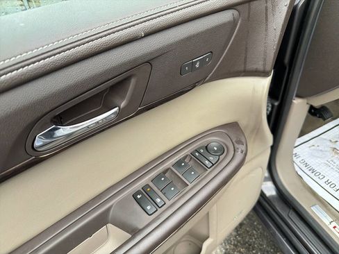 Used 2016 GMC Acadia Denali image 42