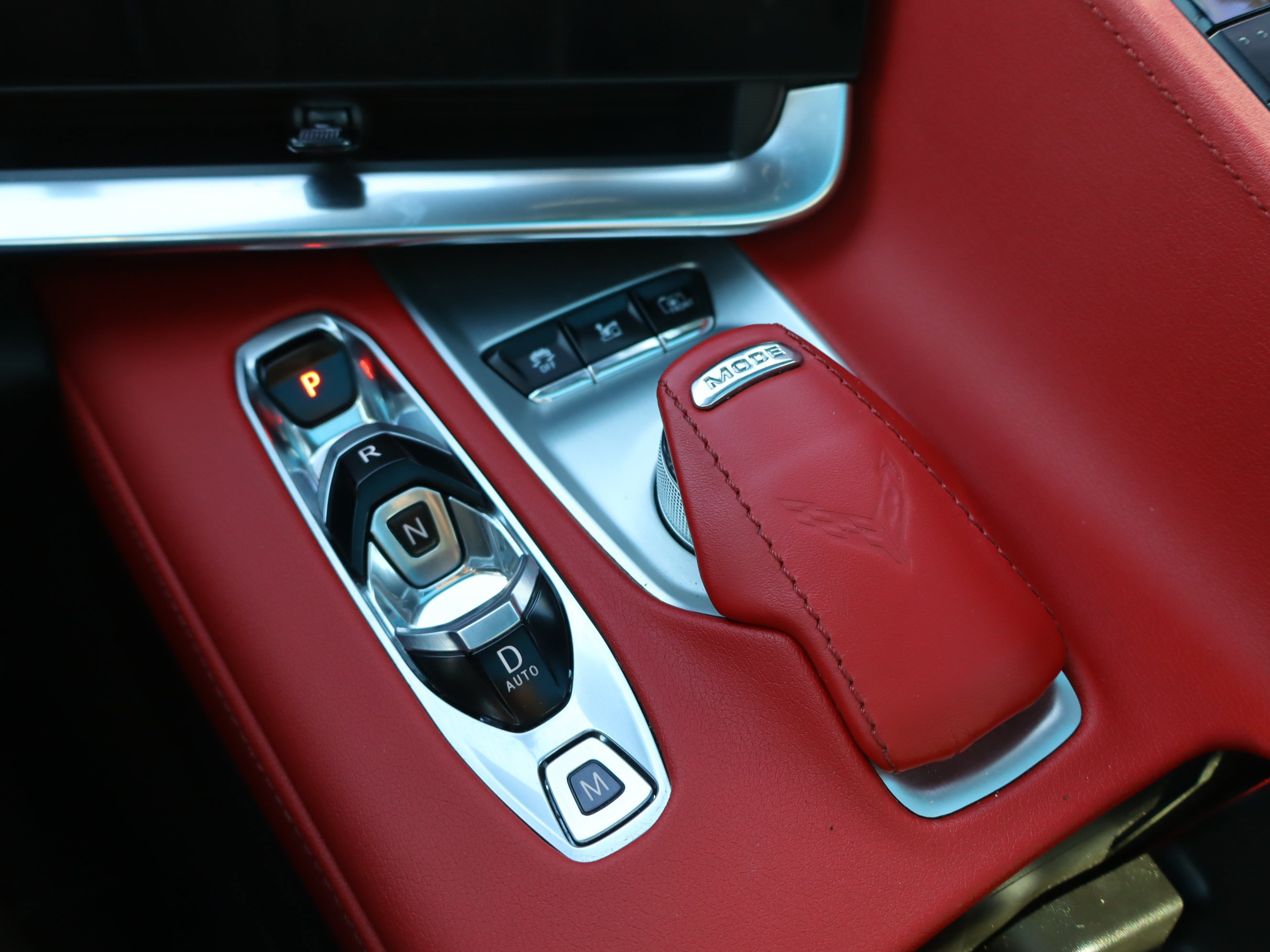 Used 2020 Chevrolet Corvette Stingray Preferred Cpe w/ 2LT Preferred Equipment Group RWD image 27