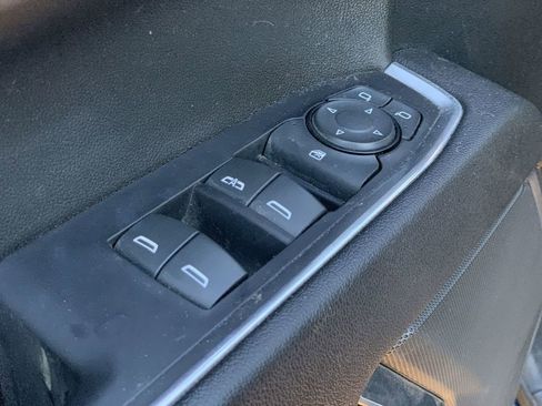 Certified 2022 Chevrolet Silverado 1500 RST image 22