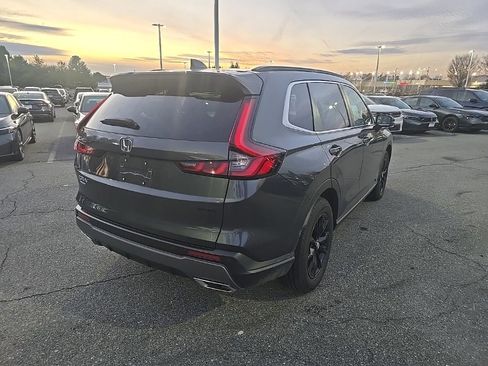 Used 2025 Honda CR-V Sport-L image 8