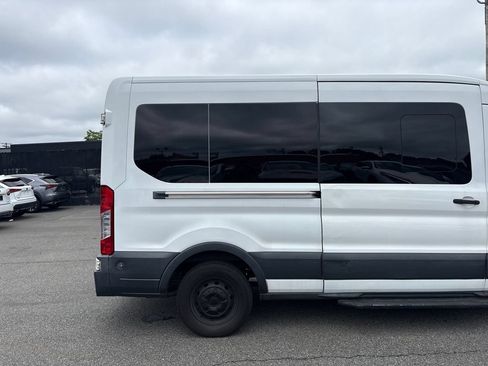 Used 2016 Ford Transit 350 XLT RWD image 8