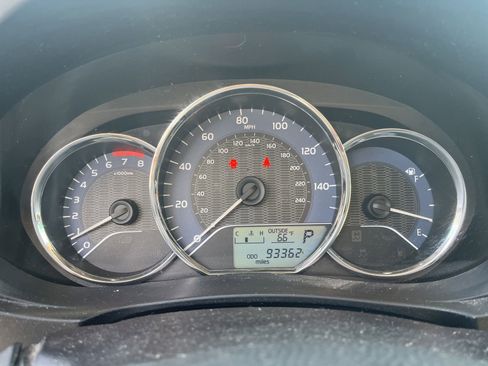 Used 2016 Toyota Corolla LE image 10