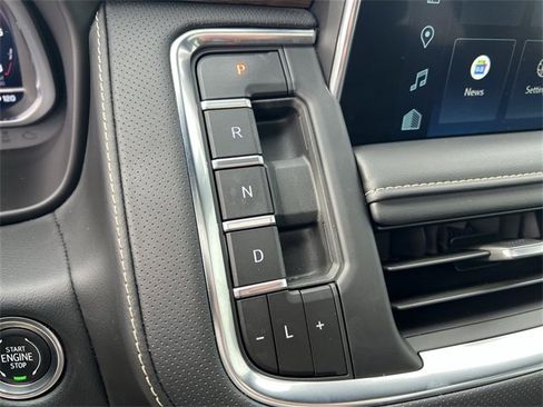 Certified 2023 Chevrolet Tahoe Premier w/ Premium Package image 20