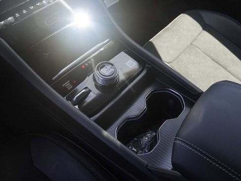 New 2026 Jeep Grand Cherokee Altitude image 17