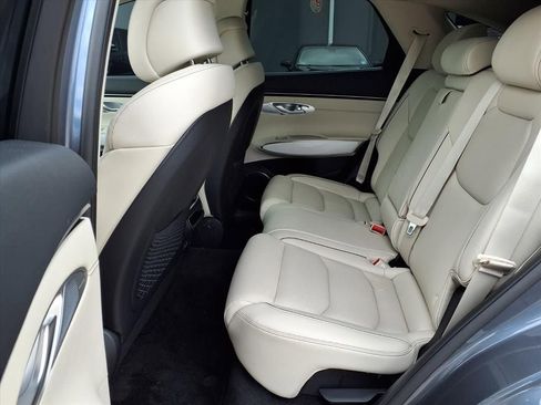 Used 2026 Genesis GV70 2.5T Advanced image 12