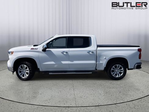 Used 2023 Chevrolet Silverado 1500 LTZ AWD/4WD image 2