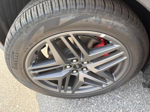 New 2026 Ford Explorer ST-Line w/ ST-Line Street Pack RWD image 33