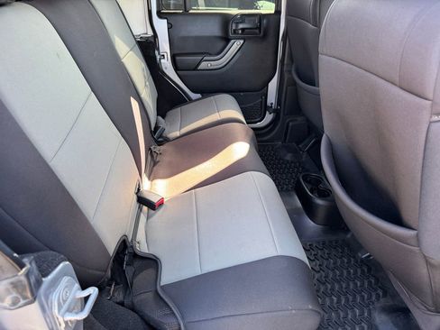 Used 2013 Jeep Wrangler Unlimited Sport image 18