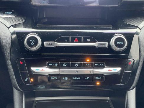 Used 2022 Ford Explorer ST-Line w/ Class IV Trailer Tow Package image 22