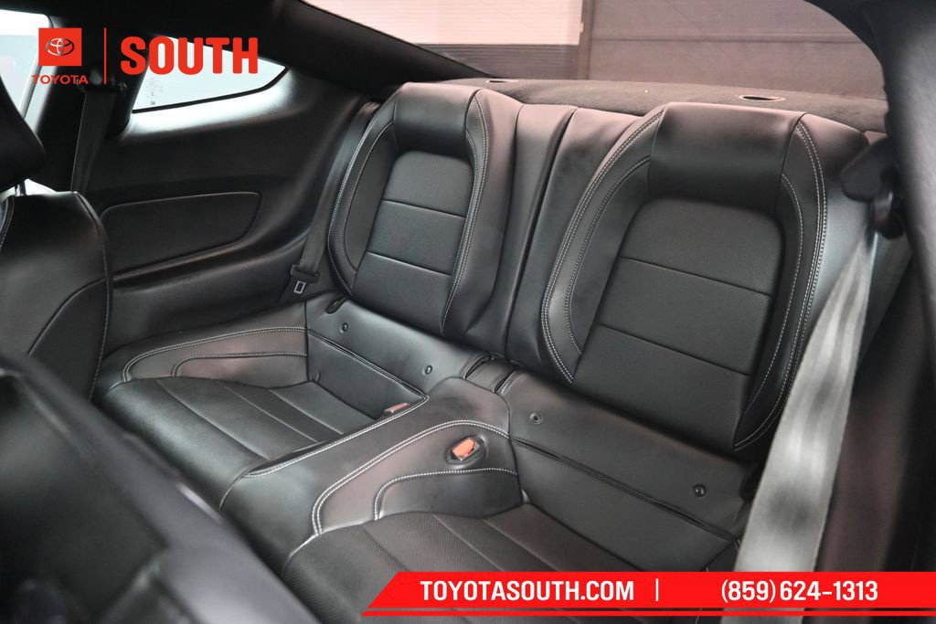 Used 2022 Ford Mustang Premium RWD image 23