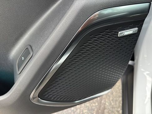 New 2026 GMC Acadia Elevation image 10