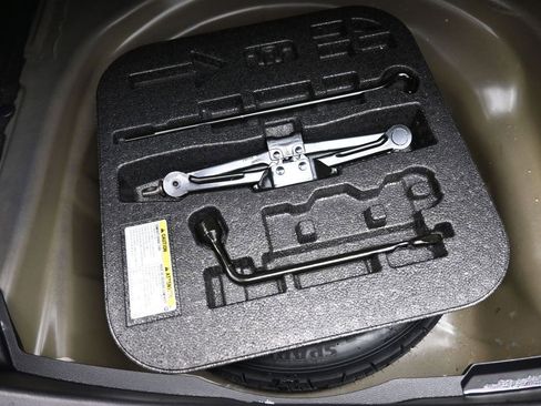 Certified 2023 Toyota Corolla LE image 22