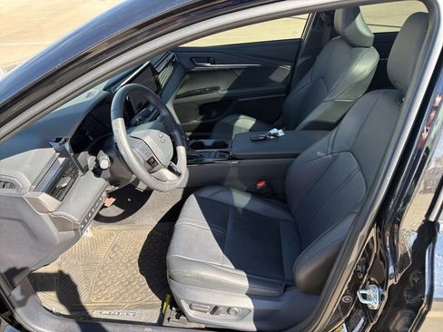 Used 2025 Toyota Camry XSE w/ Premium Plus Package image 14