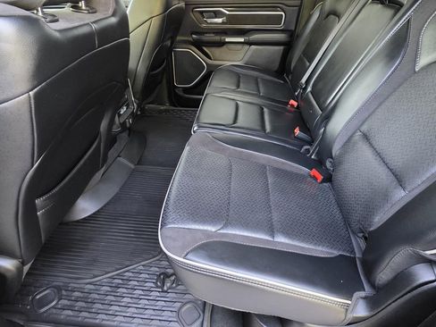 Used 2023 RAM 1500 Laramie AWD/4WD image 10