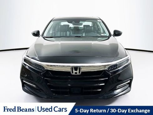 Used 2019 Honda Accord Touring image 2