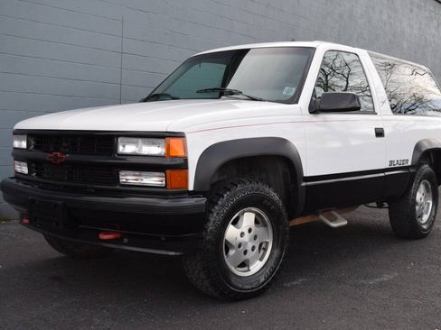 Used 1994 Chevrolet Blazer 4WD image 1