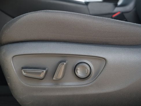 Used 2025 Toyota RAV4 XLE image 29