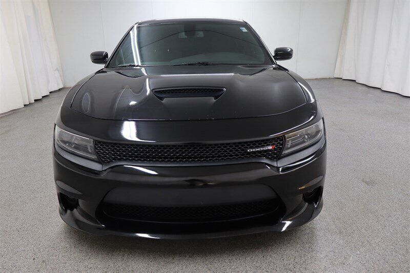 Used 2022 Dodge Charger R/T w/ Performance Handling Group RWD image 2