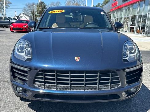 Used 2018 Porsche Macan Base image 8