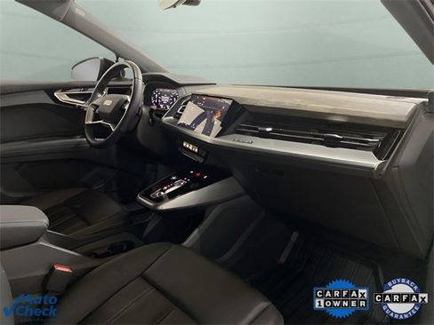 Used 2024 Audi Q4 e-tron Premium image 72