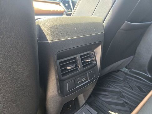 Used 2023 GMC Canyon AT4 w/ AT4 Premium Package AWD/4WD image 26