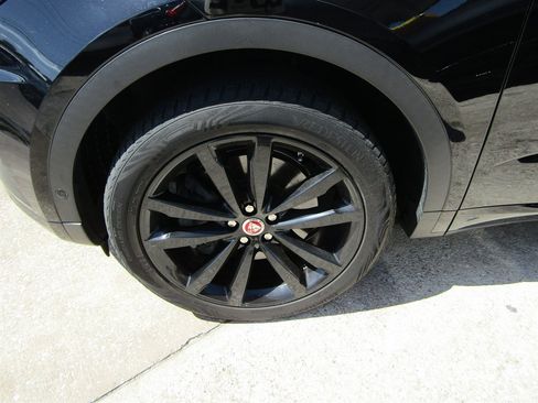 Used 2019 Jaguar E-PACE R-Dynamic HSE AWD/4WD image 14