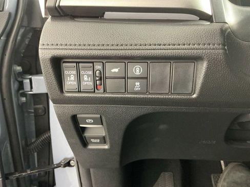 Certified 2024 Honda Odyssey Sport image 17