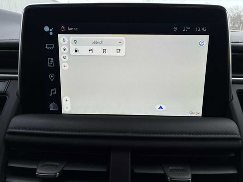 Certified 2024 Chevrolet Suburban High Country image 15