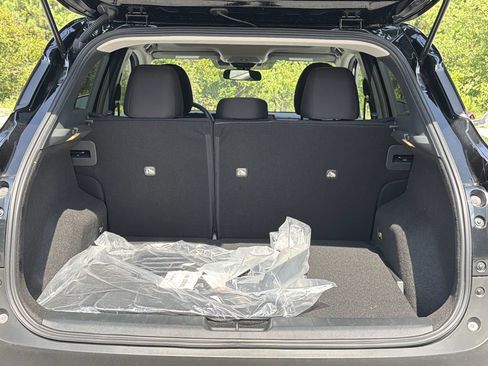 Certified 2026 Nissan Kicks SV w/ SV Premium Package FWD image 25