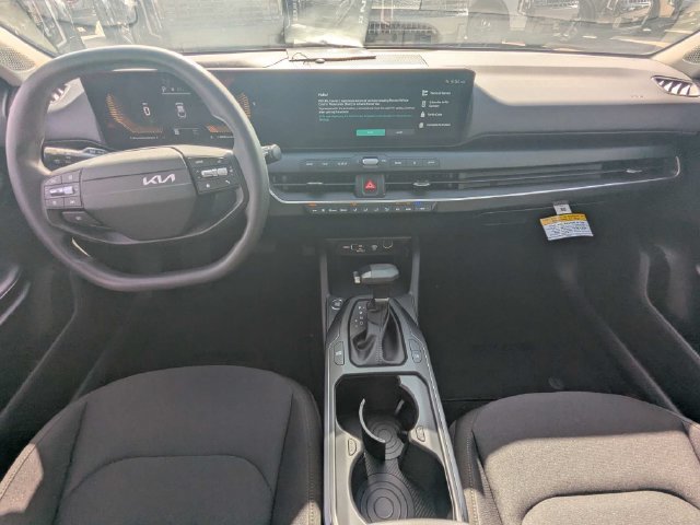 New 2026 Kia K4 FWD image 15