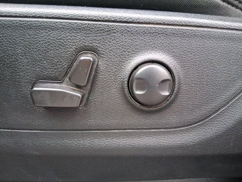 Used 2022 RAM 1500 Big Horn AWD/4WD image 13