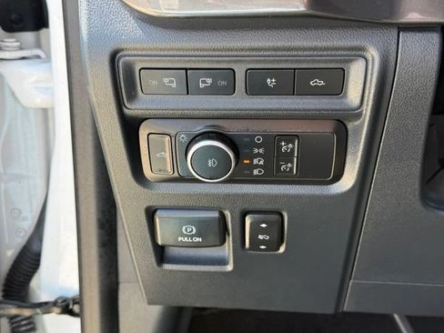 Used 2022 Ford F150 XLT w/ Equipment Group 302A High AWD/4WD image 17