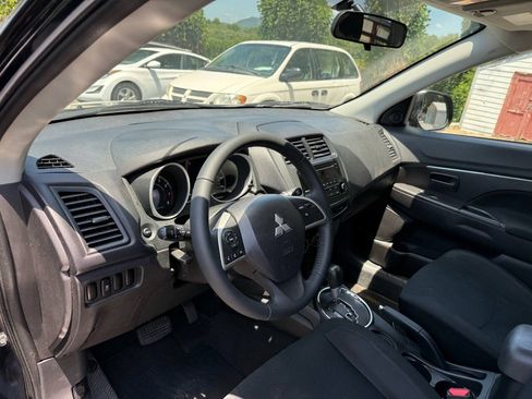 Used 2015 Mitsubishi Outlander Sport ES FWD image 15