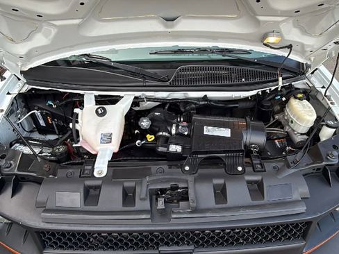 Used 2017 Chevrolet Express 2500 LS image 10