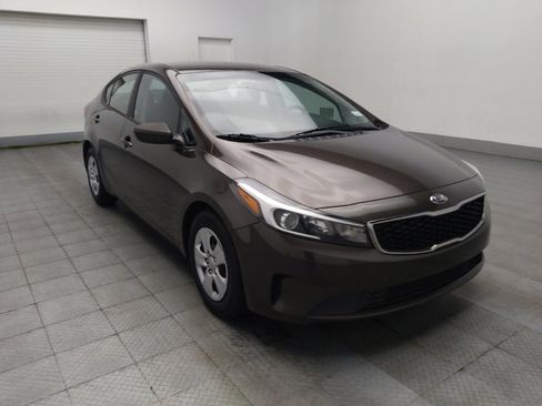Used 2017 Kia Forte LX FWD image 13