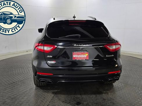 Used 2018 Maserati Levante S GranSport AWD/4WD image 6