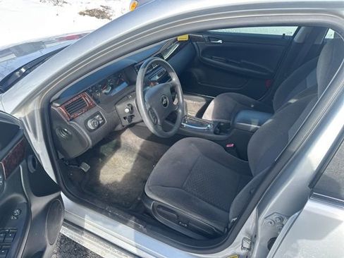 Used 2016 Chevrolet Impala Limited LS image 9