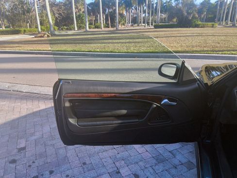 Used 2002 Mercedes-Benz SL 500 image 18