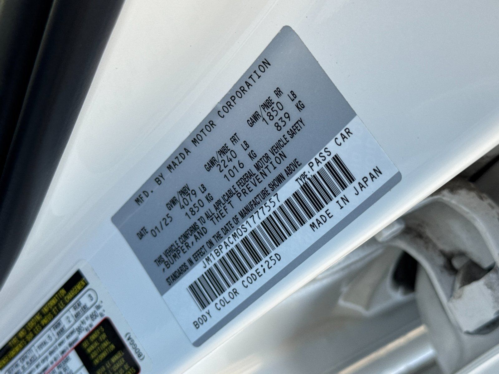 Used 2025 MAZDA MAZDA3 s FWD image 27