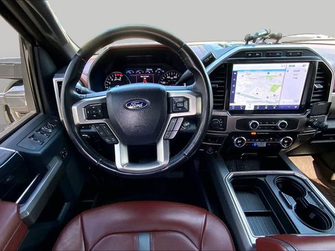 Used 2022 Ford F350 Platinum w/ FX4 Off-Road Package AWD/4WD image 6