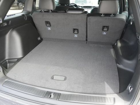 New 2026 Jeep Grand Cherokee Altitude AWD/4WD image 13