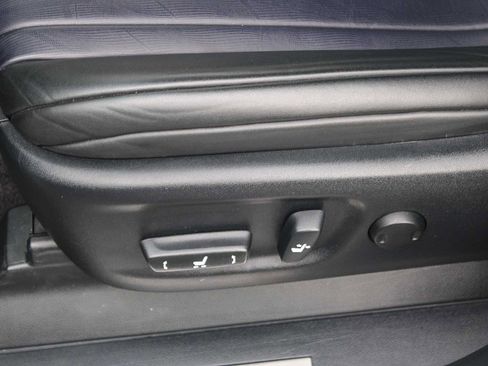 Used 2017 Toyota Mirai image 21