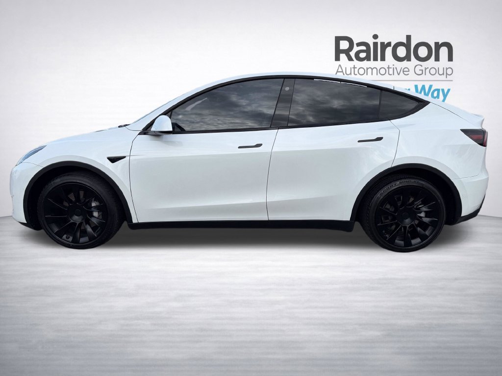 Used 2022 Tesla Model Y Long Range AWD/4WD image 4