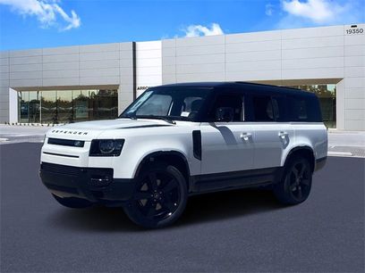 New 2025 Land Rover Defender 130 X-Dynamic SE