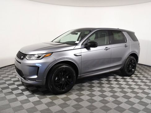 Used 2025 Land Rover Discovery Sport S image 2