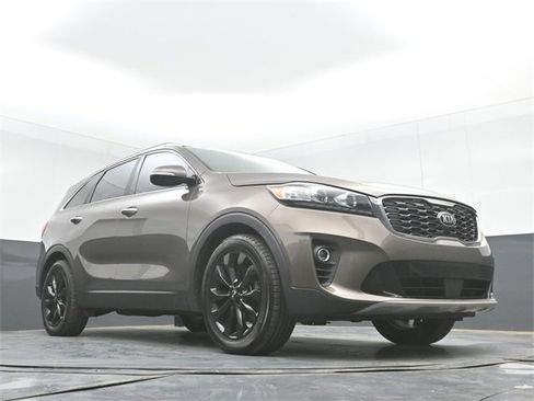 Used 2020 Kia Sorento EX image 42