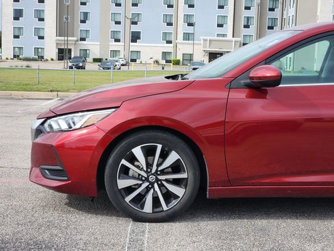 Certified 2023 Nissan Sentra SV w/ SV Premium Package FWD image 4