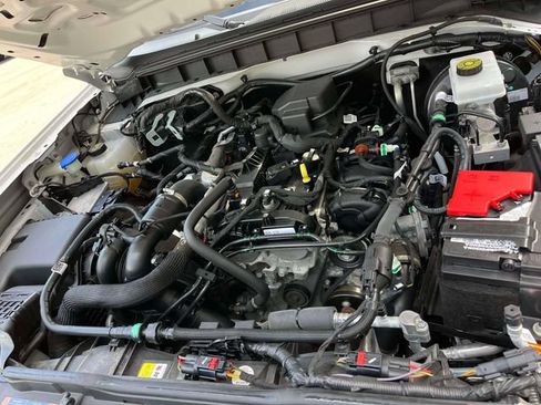 Used 2023 Ford Bronco Big Bend w/ Sasquatch Package AWD/4WD image 13