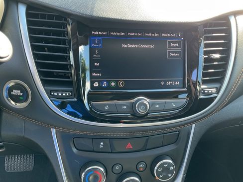 Used 2022 Chevrolet Trax LT w/ Driver Confidence Package image 7